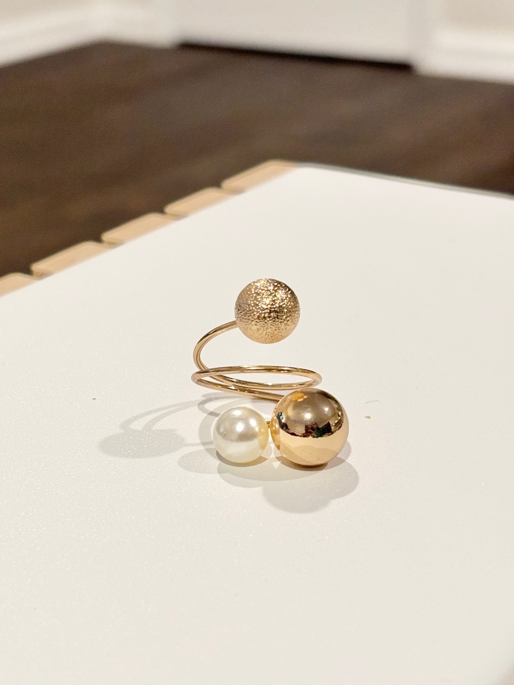 Gold Tone Triple Ball Ring Pearl Accent Statement Wrap Ring Size 9